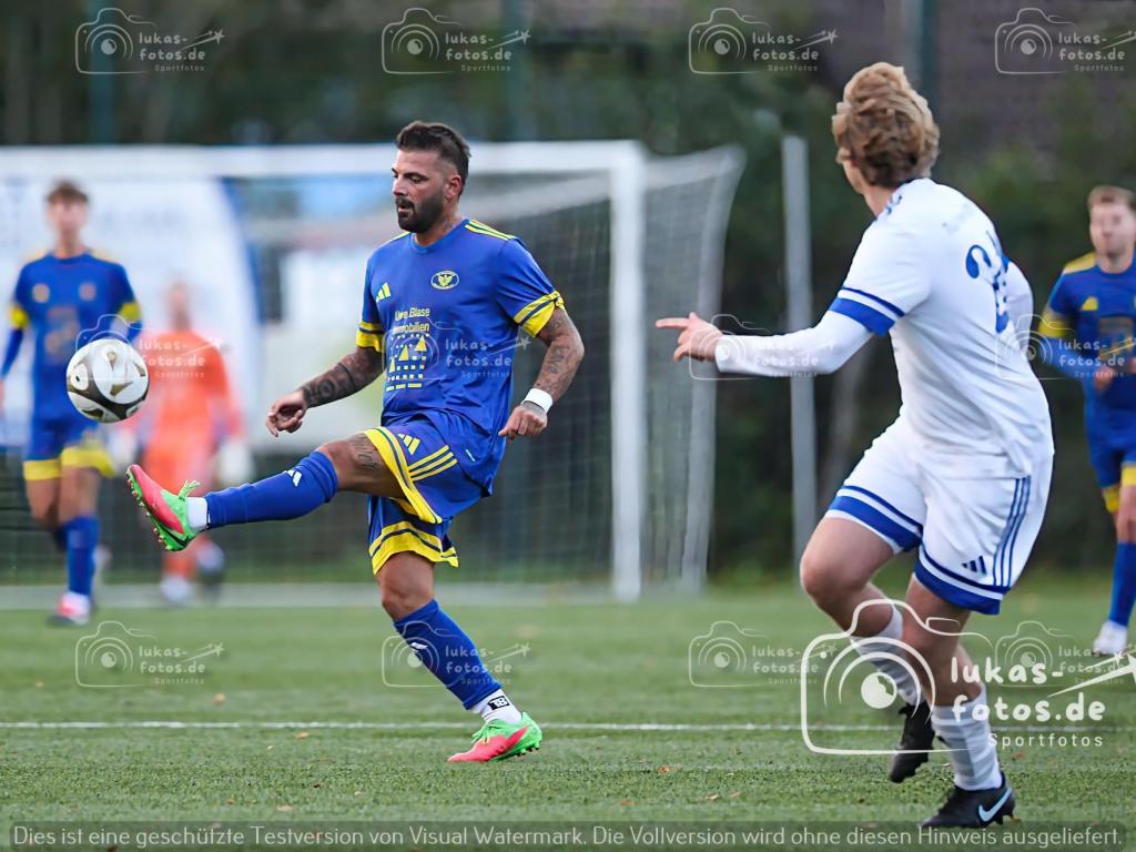 2026-10-25 FC BG Castrop-Rauxel - TuS Heven Foto Lukas (470)