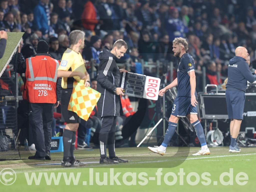 2025-12-03 Strompf geht Bochum - Stuttgart DFB Pokal Foto Lukas 130