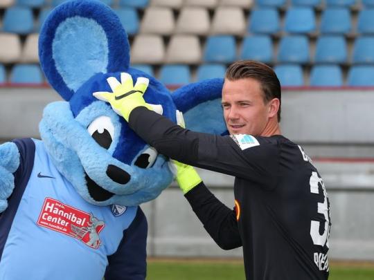Bobbi Bolzer und Manuel Riemann beim VfL Bochum. Bobbi Bolzer und Manuel Riemann beim VfL Bochum.